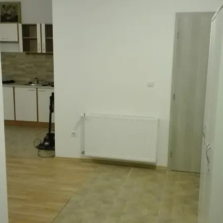 Halex 4 Дом отдыха Bojna