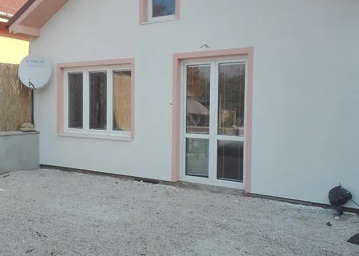 Halex 4 Hébergement de vacances *